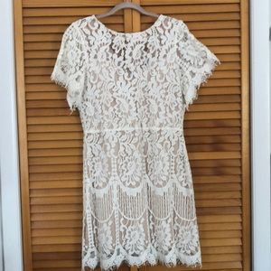 Lulu’s White Lace Dress